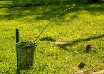 Еко герила: Како Вардар ќе потечам и ѓубре ќе довлечам