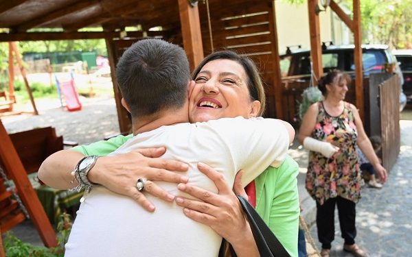 Тренчевска: Згрижувачките семејства даваат резултати, децата без родители и родителска грижа растат во семејна атмосфера