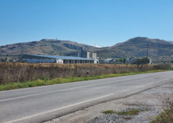 Поставена првата ветерна турбина во ветерпаркот Богословец