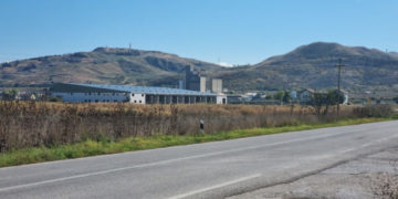 Поставена првата ветерна турбина во ветерпаркот Богословец