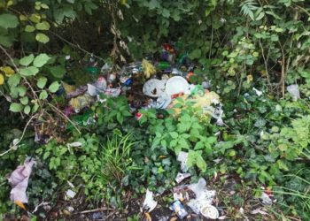 Наместо како природно богатство, граѓаните Кањонот Матка го третираат како отпадна канта