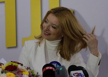Има ли Данела Арсовска план да се справи со загадувањето или само ќе се слика со зајдисонца – Скопје меѓу 10-те најзагадени во светот