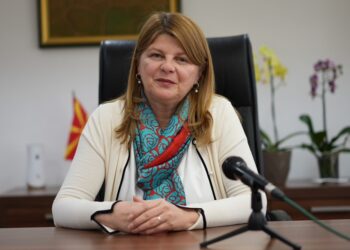 Шукова: Прилеп е позитивен пример за селекција на отпад во секое домаќинство, за потребите на општините за селекција на отпадот ќе обезбедиме 7.000 контејнери