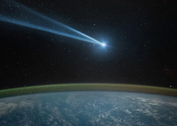 Новата комета насочена кон Земјата е уште посветла од Зелената комета