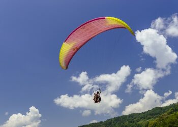 Крушево станува топ дестинација за змејари и параглајдеристи во Европа, над 2.500 пилоти го посетија оваа летна сезона