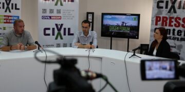 (ВО ЖИВО) Еко герила и млади правници ги вкрстуваат аргументите во дебата на Зелен ЦИВИЛ