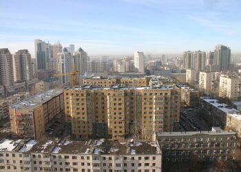 Избирачите во Казахстан го поддржаа планот за изградба на нуклеарна централа
